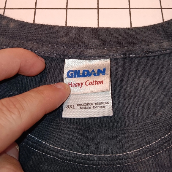 Gildan Tie-Dye Wolf tee, 3XL, gray and black, great condition - Picture 2 of 3